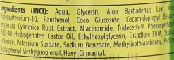 Beruhigender Reinigungsschaum für Gesicht mit Aloe Vera und Vitamin B3