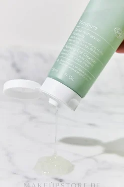 Gesichtsreinigungsgel mit Salicylsäure, bio-ätherischen Ölen und Traubenwasser