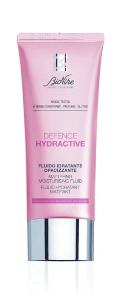 Mattierendes und feuchtigkeitsspendendes Gesichtsfluid