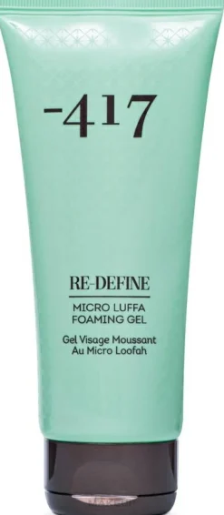 Reinigender Gel-Schaum mit Luffa-Mikrofaser