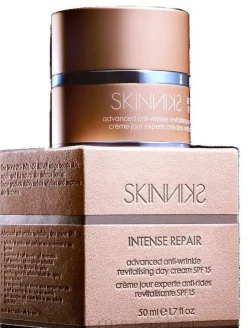 Reparierende und revitalisierende Anti-Falten Tagescreme