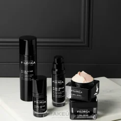 Revitalisierende Anti-Aging Augen- und Lippenkonturencreme gegen dunkle Ringe