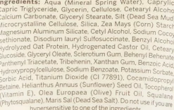 Schlamm-Gesichtspeeling