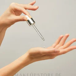Serum-Booster mit Hyaluronsäure für das Gesicht
