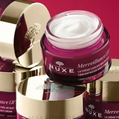 Straffende konzentrierte Nachtcreme für das Gesicht