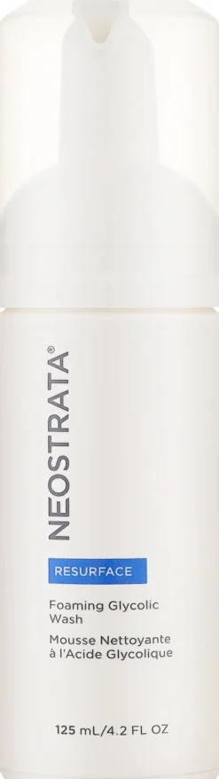 Tiefenreinigender Gesichtsschaum mit AHA- und Glykolsäure