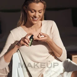 Verjüngendes Gesichtsserum mit Retinol